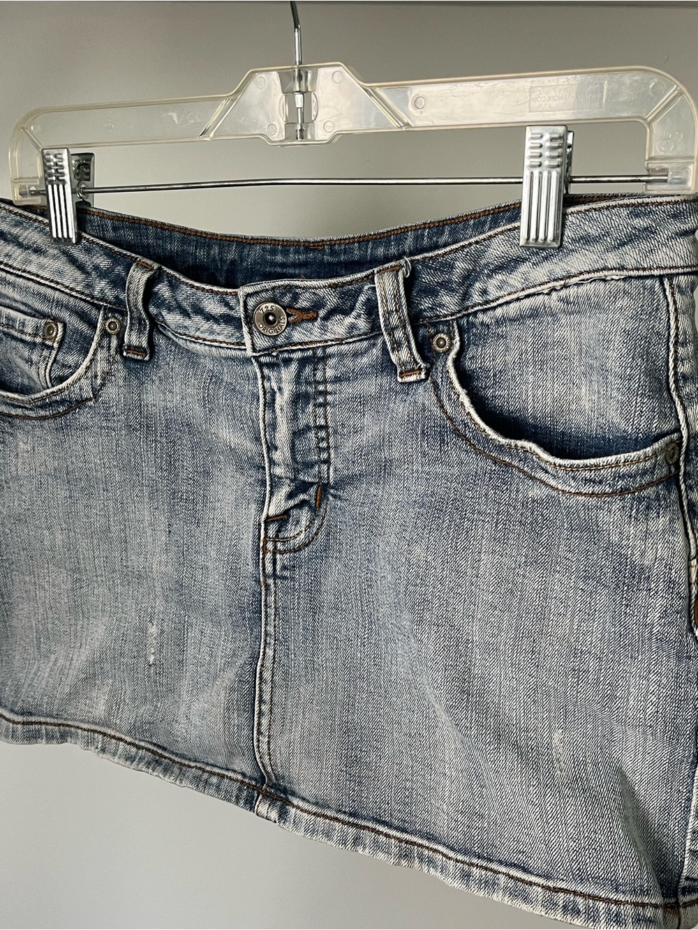 725 Originals Light Wash Denim Low Rise Mini Skirt Size 9